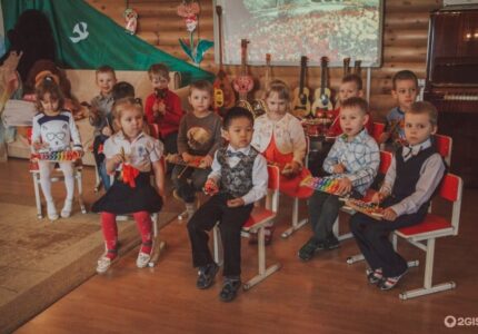 Голубой парус